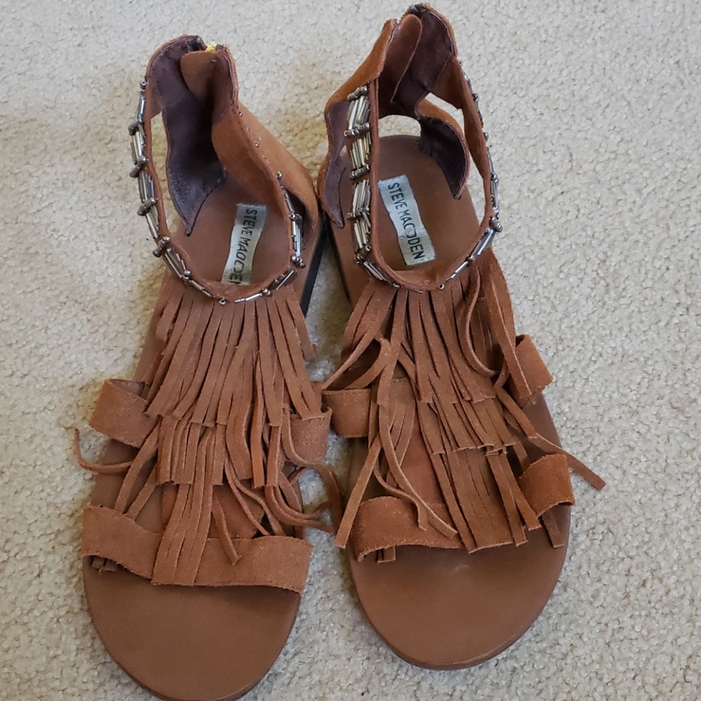 Sandal